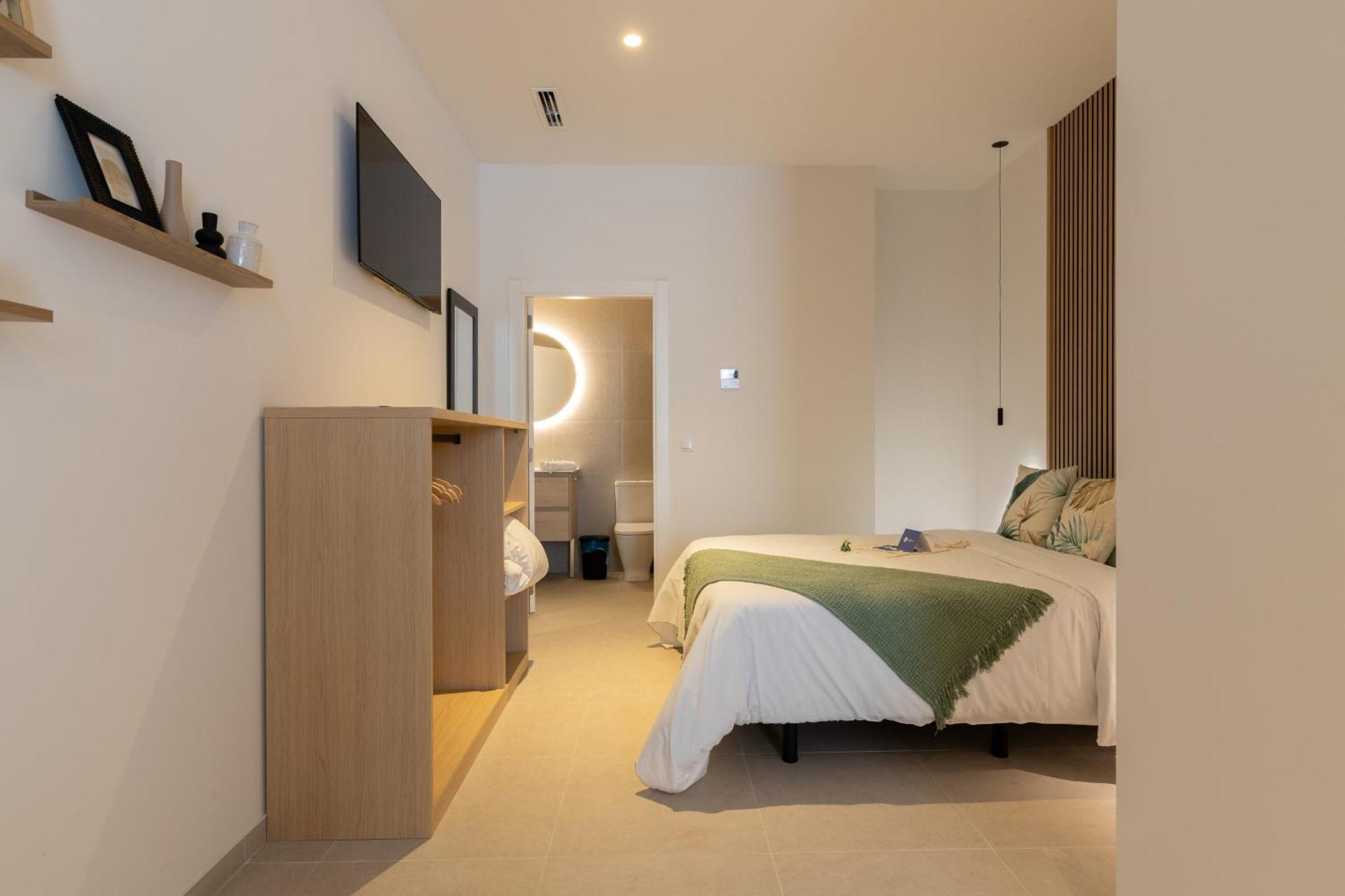 Dorm4You Arena Plaza บาเลนเซีย ภายนอก รูปภาพ